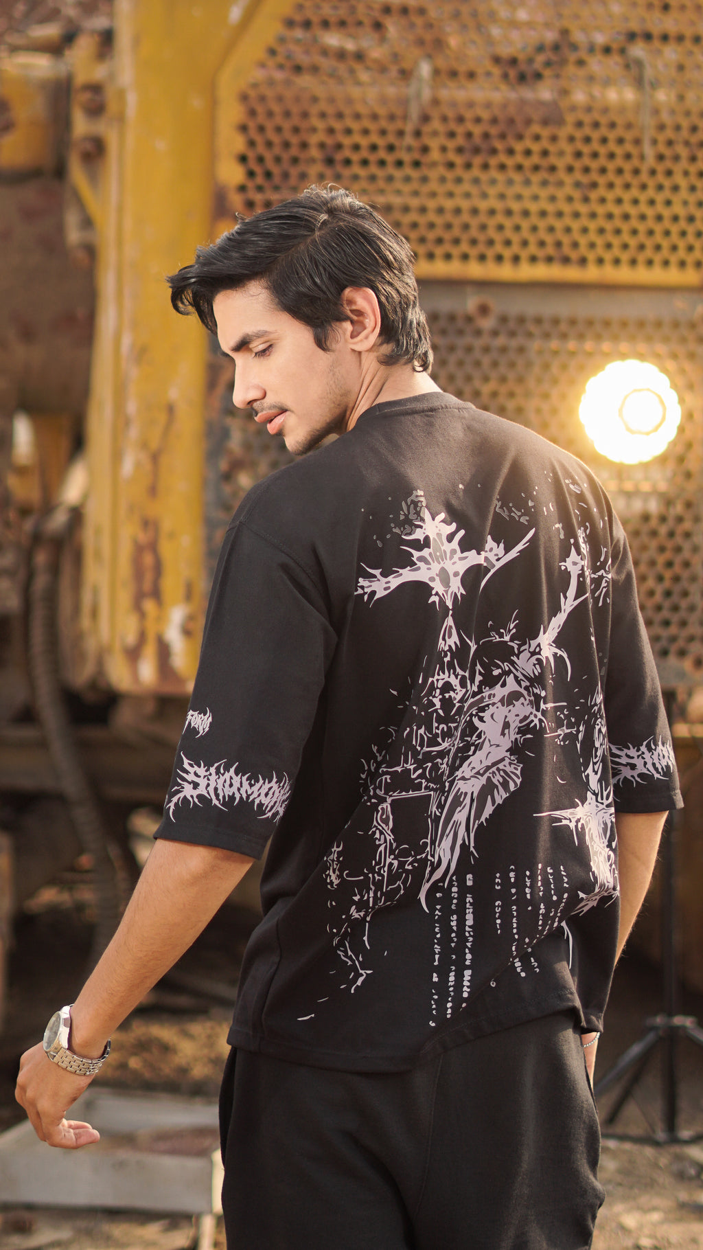 Void Form Signature Black Oversized T-shirt